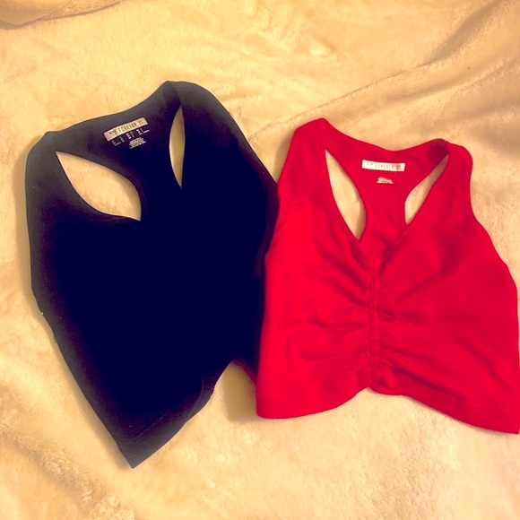 Bundle 2 Forever 21 Workout crop tops - Picture 2 of 5